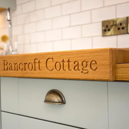 Luxury Holidays Yorkshire - Bancroft 비데일